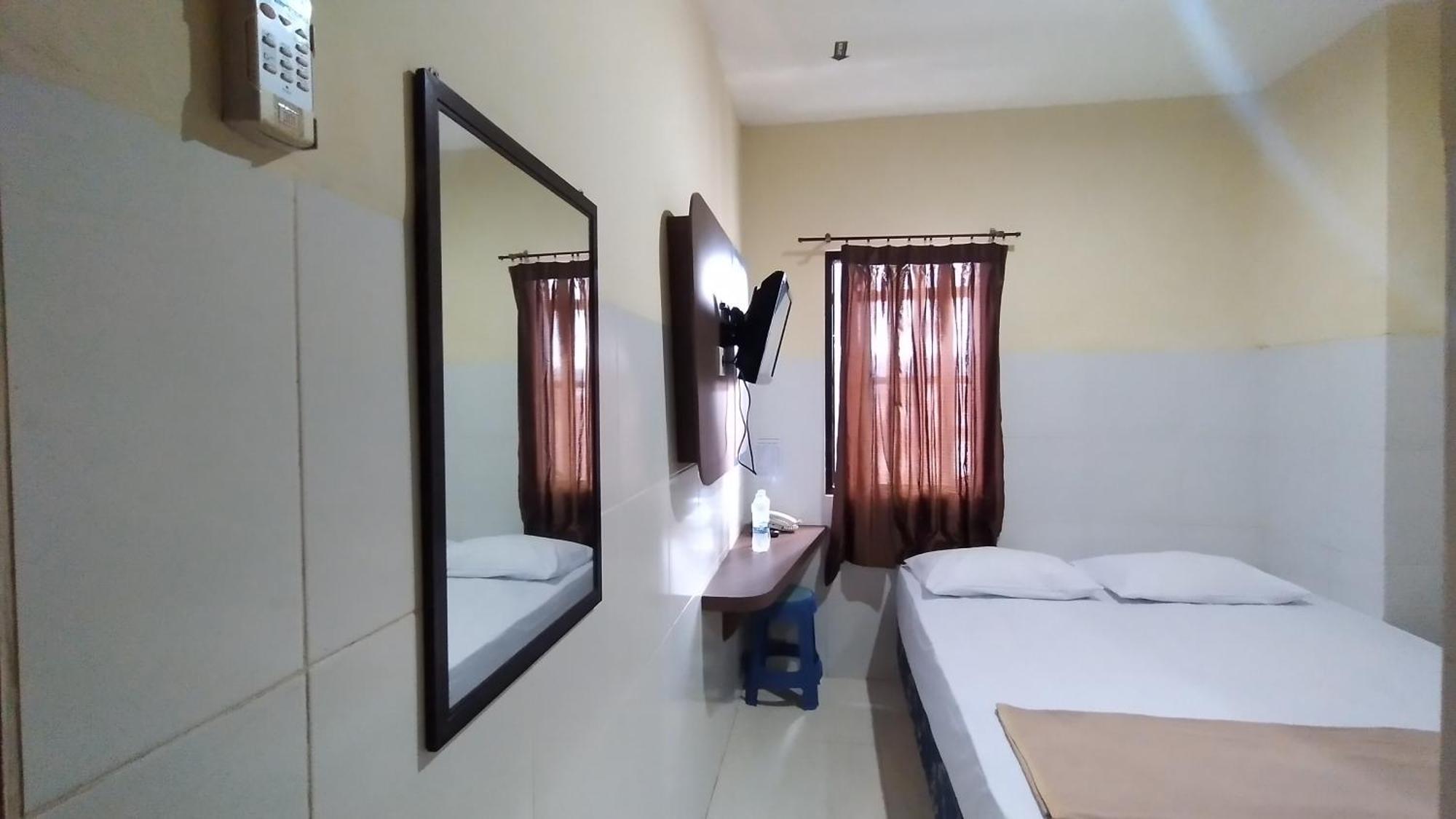 Golden Inn Ambon Exterior foto